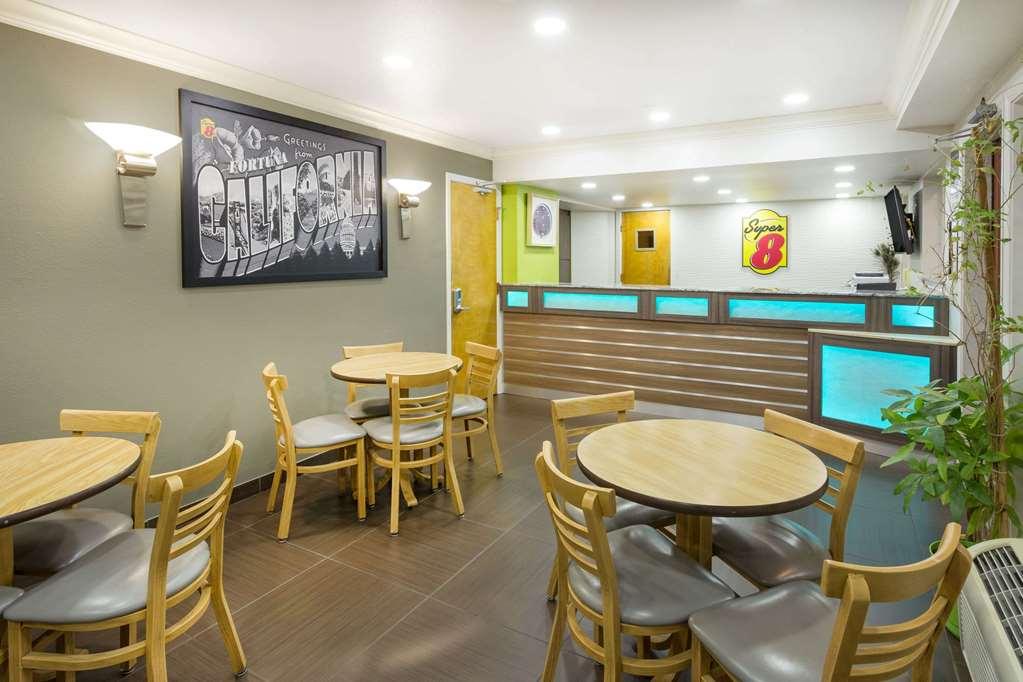 Red Roof Inn Huntsville, Al Интерьер фото