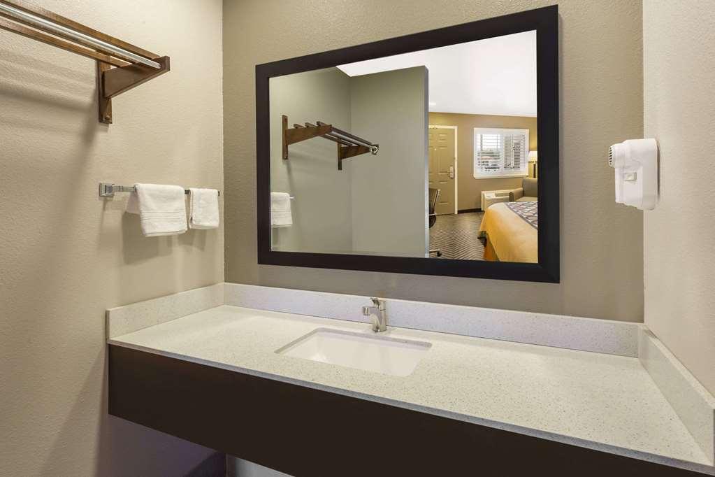 Red Roof Inn Huntsville, Al Экстерьер фото